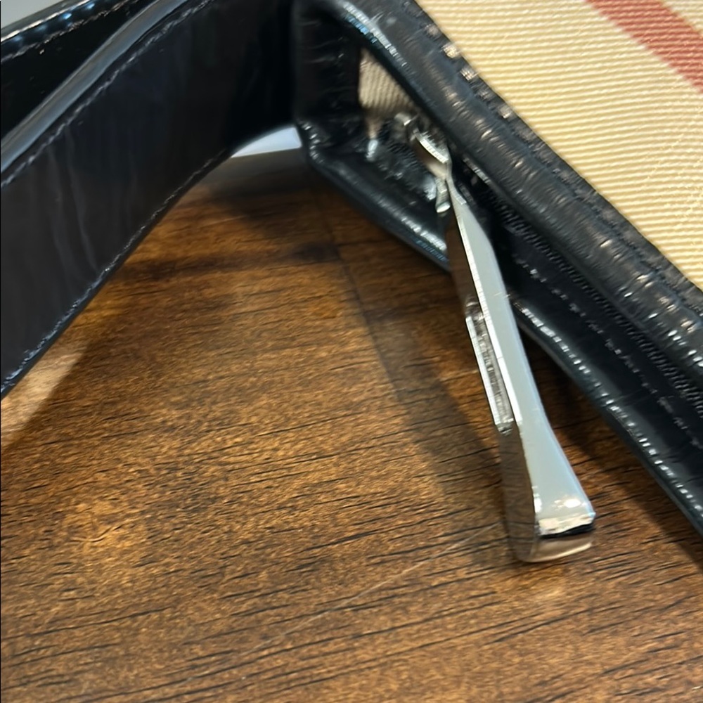 EUC Authentic Burberry Nova Check Hobo - Picture 13 of 16